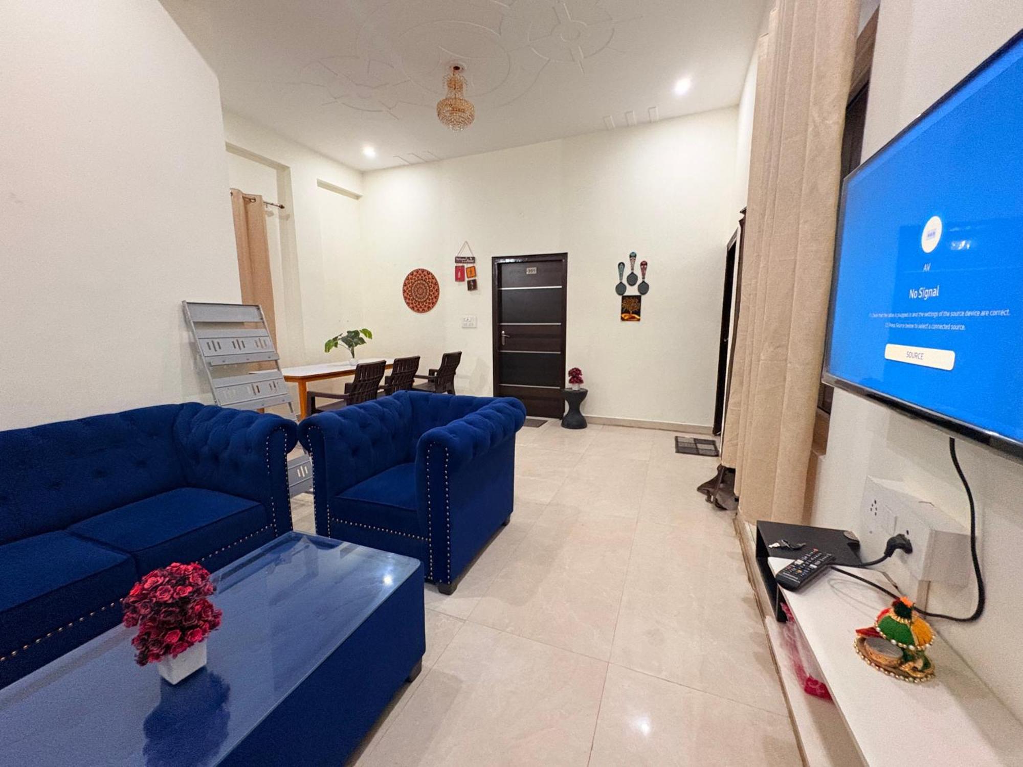 Atulyam Stays Sushant Golf City لاكناو المظهر الخارجي الصورة